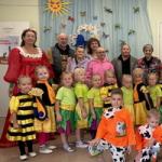 В гостях у бабушек и дедушек воспитанники детского сада